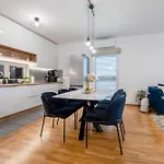 New Modern In Lägenhet