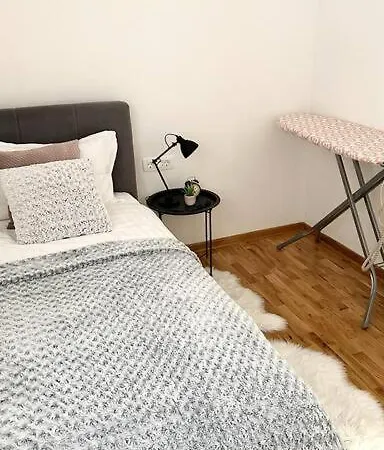New Modern In Apartment *